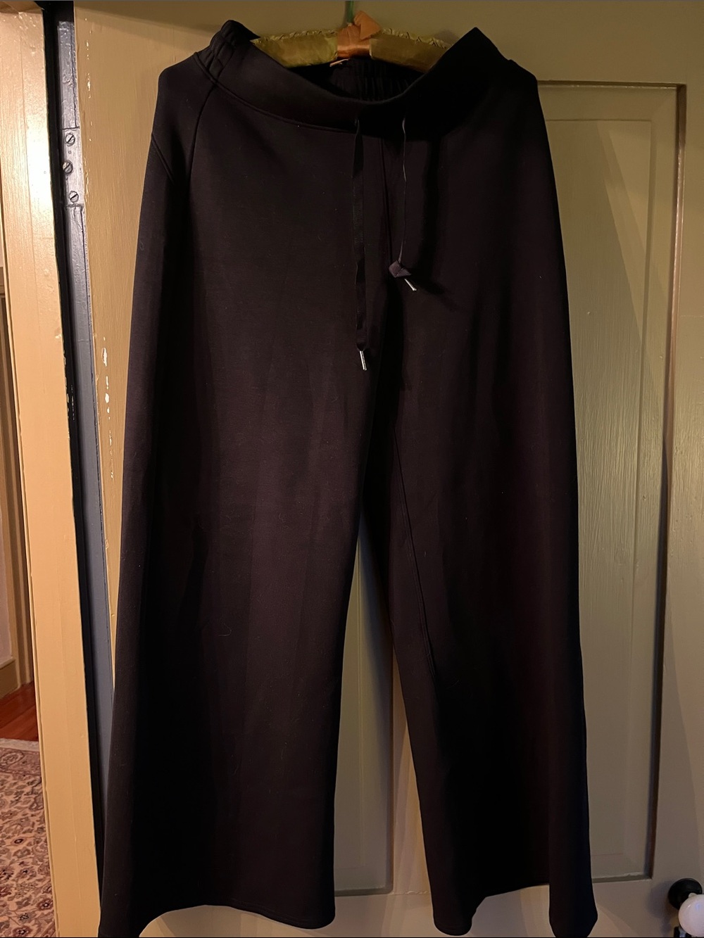 SPANX women’s Black Wide-Leg Drawstring Track Pants